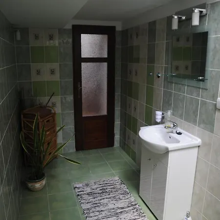 Homestay Apartma V Pivovaru Genius Noci *